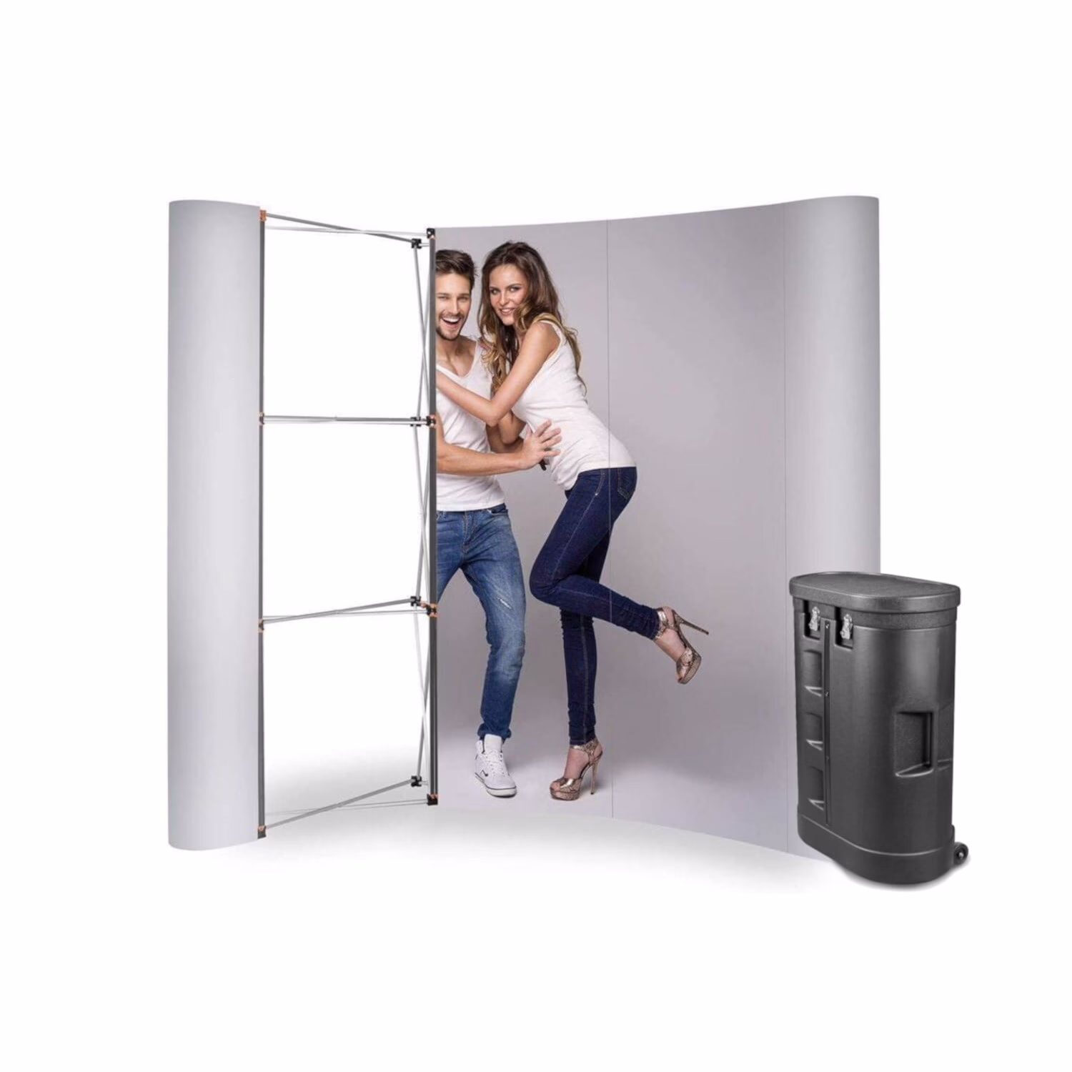 Łukowa ścianka reklamowa POP UP 3x3 Standard Magnetic z amboną na kółkach