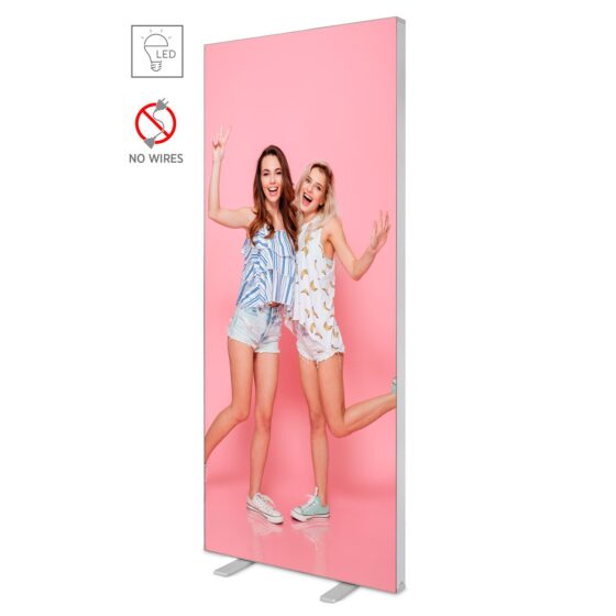 LED BOX™ Compact 85x200 cm z różową grafiką reklamową i podświetleniem LED